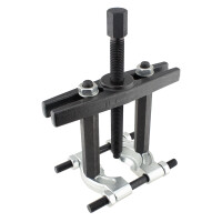 Set of bearing, sprocket and sprocket pullers