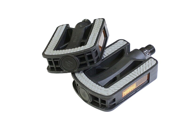 Plastic pedals Babetta - set