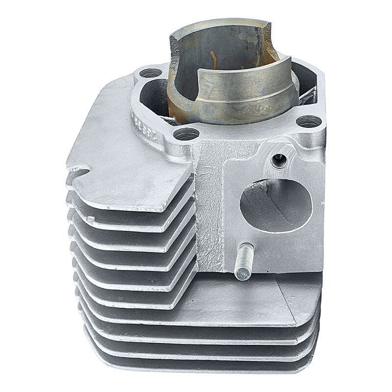 Cylinder cleaning with water jetting - large