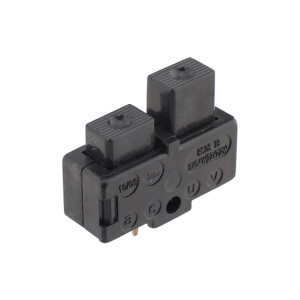 Dual button for horn and high beam
