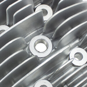 Repair of the spark plug thread on the cylinder head