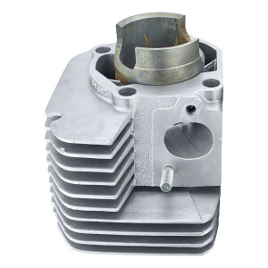 Cylinder cleaning with water jetting - large